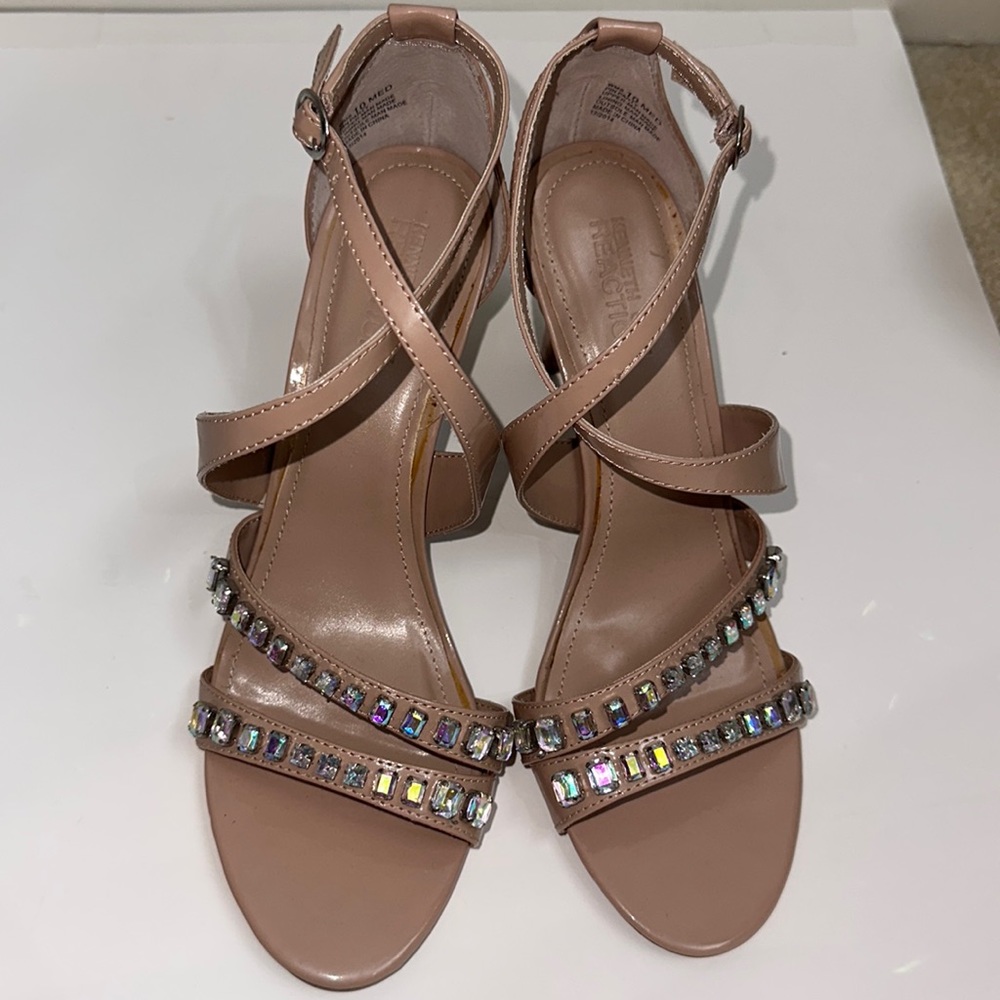 Kenneth Cole Reaction ‘Pin Party’ size 10 blush color bling stone heel